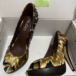 Aldo Lindemuth Pumps. Size 6.